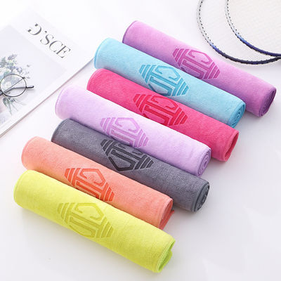 Sport Custom Logo Microfiber Zweet-absorberende handdoek voor buitenactiviteiten Snel drogen