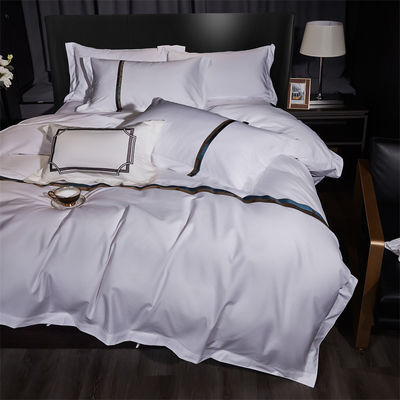 Home Custom 100% katoen satine breed strip 60s Jet wit borduurwerk Luxe dekbed cover set
