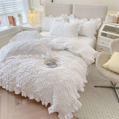 Air-permeable 7 Pieces Fluffy Duvet Quilt Bedden Set met overeenkomstige gordijnen