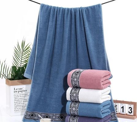 Gewoon gekleurd Jacquard patroon High Set badhanddoek gemaakt van 100% puur katoen materiaal