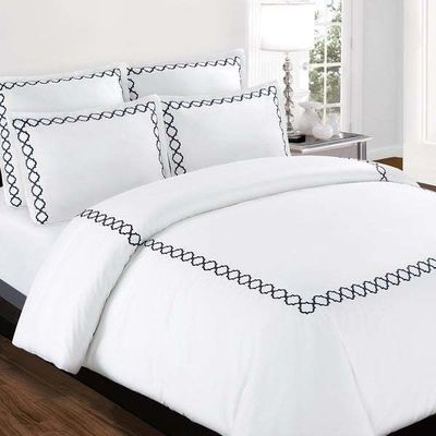 128x68 Stofdichtheid Borduurwerk Witte Comforter Sets dekbed voor hotelbedden