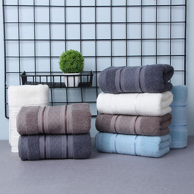Zwakke en pluche organische katoenen handdoekrol voor een comfortabele badbeleving