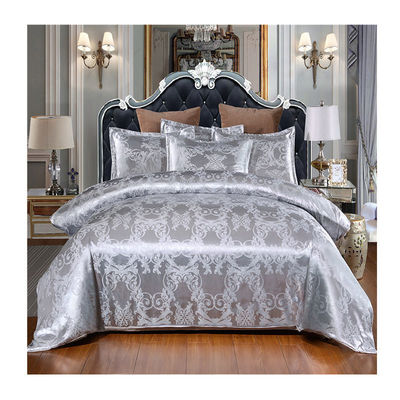 Oeko-tex Certified Europe Style Jacquard Satin Silk Comforter Sets voor hotelbedden