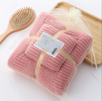 Klanten logo Dikke absorberende polyester handdoek Baddoek sets met gunstige raster