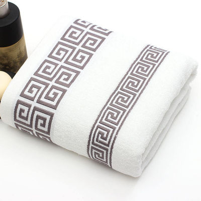 Hotel aangepast 32S Pure Cotton baddoek met hoge absorptie en Jacquard ontwerp