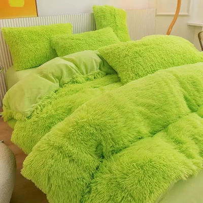 4 stuks Queen Size dekbed met satine rok en katoenen fluwelen bedmateriaal
