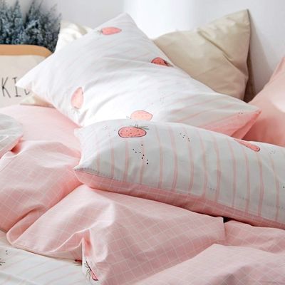 100% katoenen dekbed set Kawaii aardbeien dekbed voor babybed in de slaapkamer