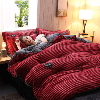 128x70 Stofdichtheid Flannel Velvet Vlee Bedden Set voor Queen / King Grootte in de winter