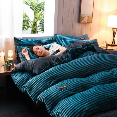 128x70 Stofdichtheid Flannel Velvet Vlee Bedden Set voor Queen / King Grootte in de winter