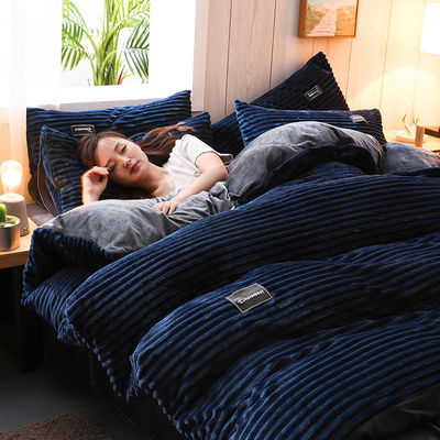 128x70 Stofdichtheid Flannel Velvet Vlee Bedden Set voor Queen / King Grootte in de winter