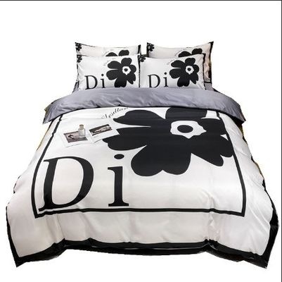 Home Textiel Customized kleur bedden set met ingebouwde lakens en ontwerper dekbed