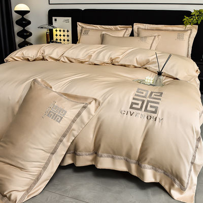 Eenvoudige stijl aangepast luxe geborduurde designer beddengoed sets met aangepaste grootte