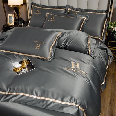Hotel Rood Bruiloft Gezellig Grijzige Solid Color Borduurwerk 60s Gewassen Zijde Vierstuk Bedden Set