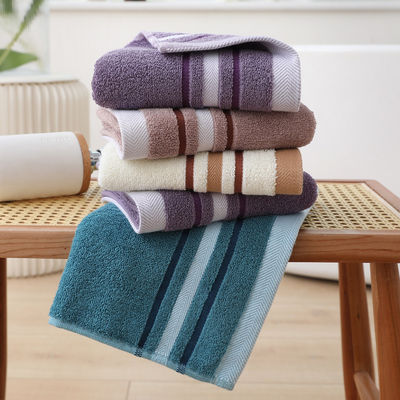 Ervaar luxe met onze zachte en absorberende gezichtsdoekjes met hotellogo