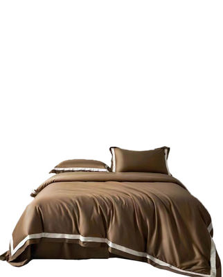 Elegant trouwpakket met vier stukken 400TC beddengoed met dekbed en dekbed