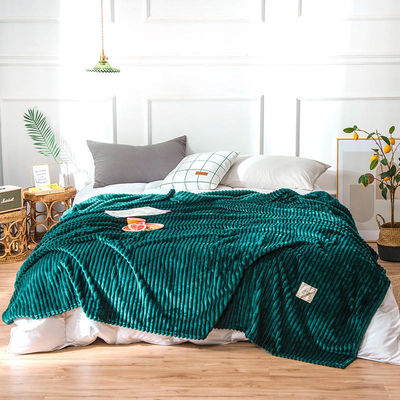 All-Season Green Coral Fleece Throw Blanket voor kantoor dutje Ja Gepersonaliseerde solide kleur