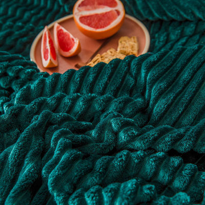 All-Season Green Coral Fleece Throw Blanket voor kantoor dutje Ja Gepersonaliseerde solide kleur