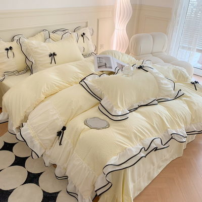 Solid Pattern King Size Designer Bedden Set Comfort Set voor thuis en slaapkamer