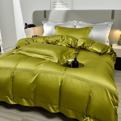 Ervaar comfort en stijl met deze vier-in-één Queen-size dekbedset van Tide Fashion