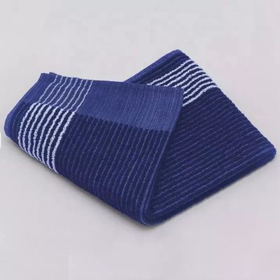 Geprinte strepen katoenen golfhanddoek voor volwassen golfers Custom logo en ontwerp