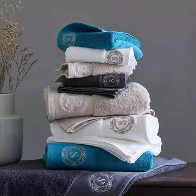 5 Star Hotel 100% Cotton Spa Face Hand Bath Towel Sets met Custom Logo en Solid Color